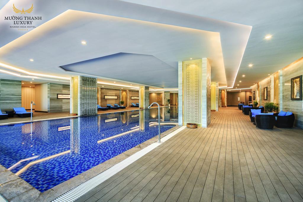 Bể bơi Mường Thanh Luxury khánh hòa Hotel
