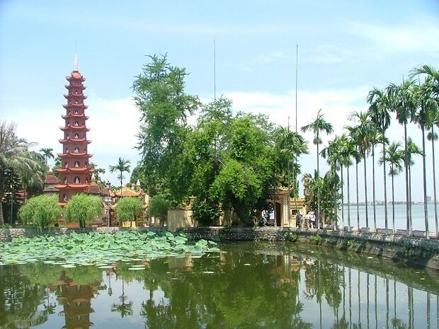 Địa điểm du lịch Hà Nội - Chùa Trấn Quốc