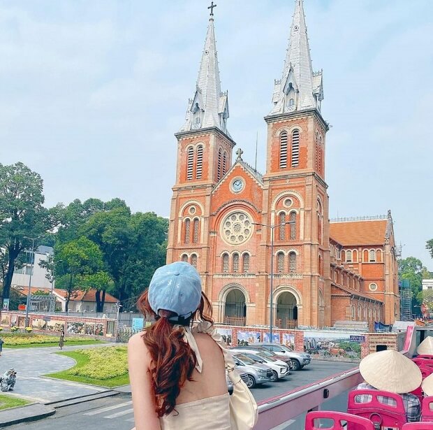 Địa điểm du lịch Sài Gòn - Nhà thờ Đức Bà