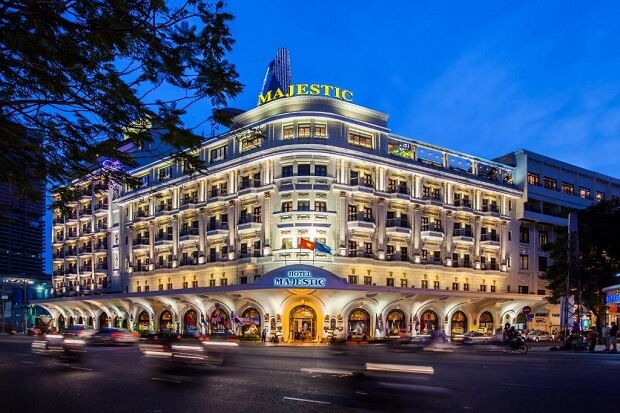 Kinh nghiệm du lịch Sài Gòn - khách sạn Majestic